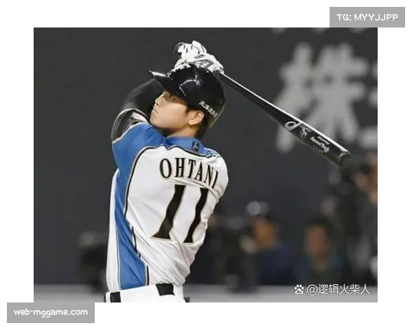 光芒主场女球迷高举大谷翔平毛毯，偶像随即击出安打