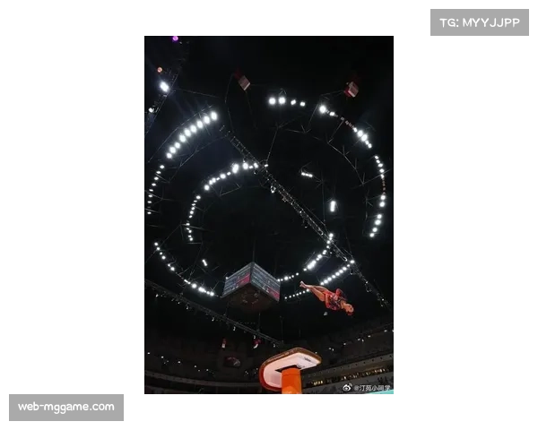 规则变动前的最后一舞：2025世锦赛成单杠极限难度展示舞台