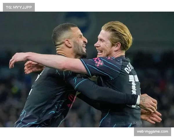 勒沃库森边路快速推进战术专克曼城，格里马尔多成关键先生