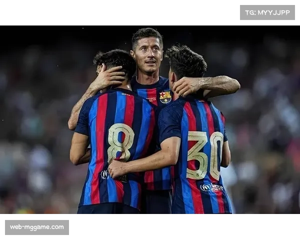 马竞稳守反击战术成功：少打一人的巴萨陷入被动局面